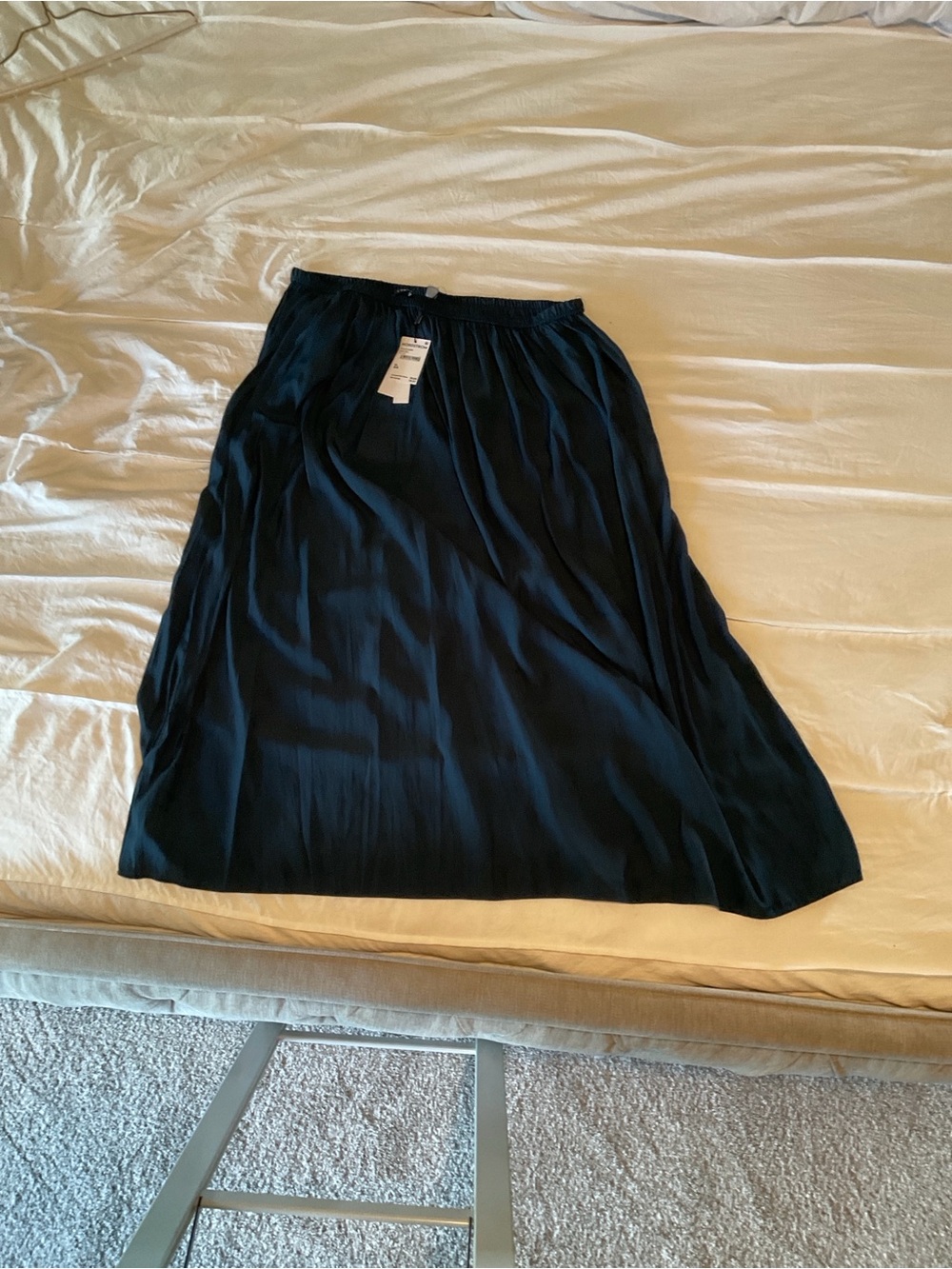 Nordstrom Black A-Line Midi Skirt
